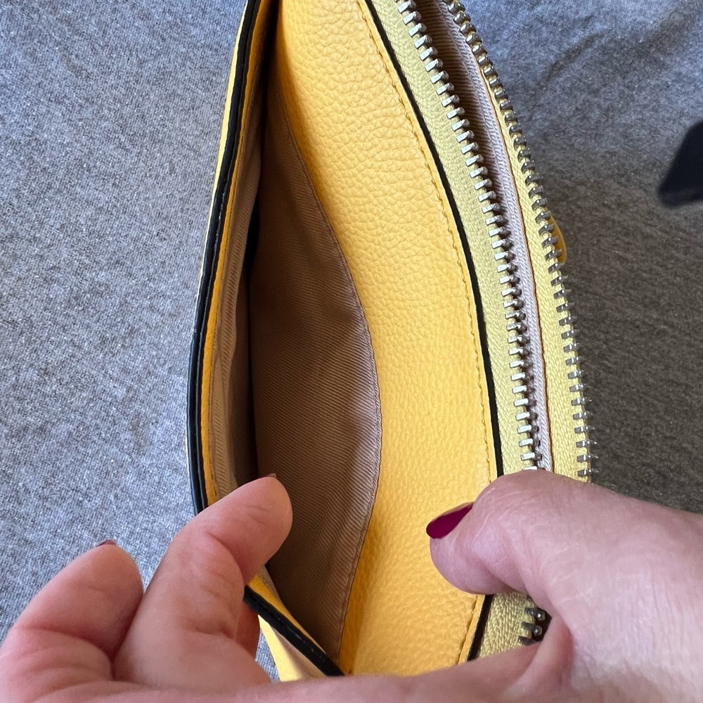 Dana Buchman Vibrant Yellow Wristlet - Picture 5 of 6
